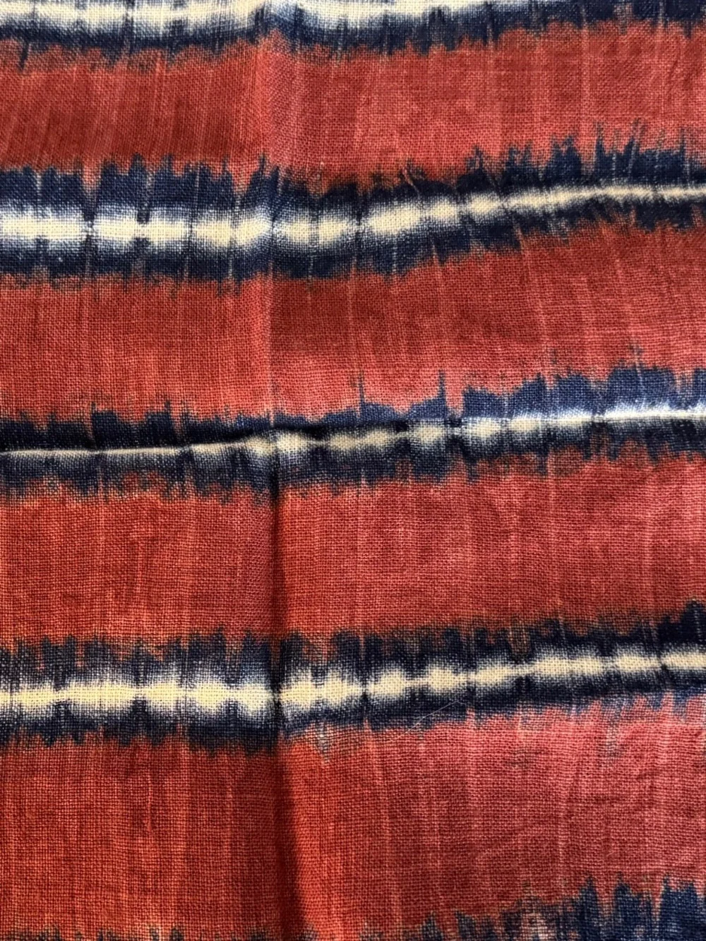 NWOT, ROOST, BEAUTIFUL, 100% LINEN SHIBORI NAPKINS IN RUST LINES S/4